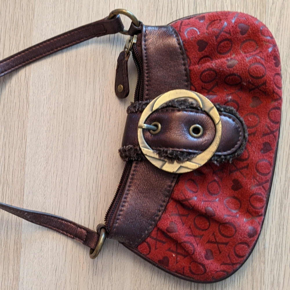 XOXO Clutch with zippered pocket